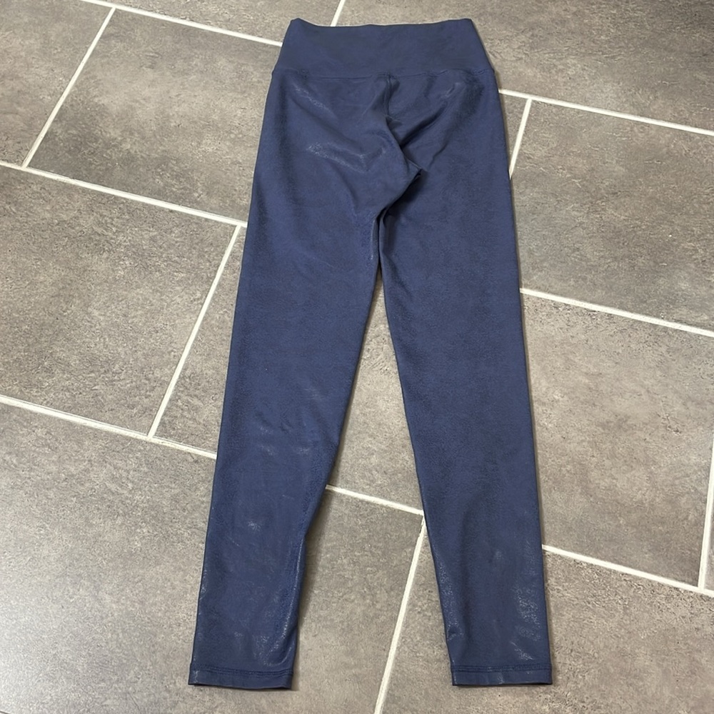 OFFLINE By Aerie The‎ Hugger Crossover High Waisted Crackle Legging size Small - Picture 3 of 9
